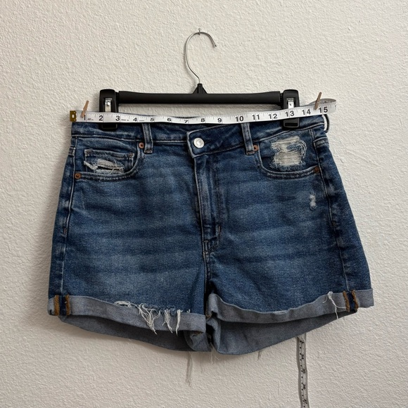 American Eagle AE Stretch Mom Short Distressed Denim Dark Blue Jean size 8 - Picture 7 of 9